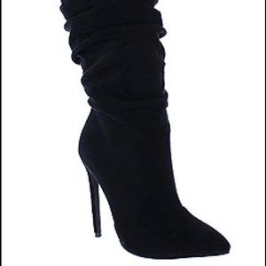 Venus Black Suede  boots 7.5